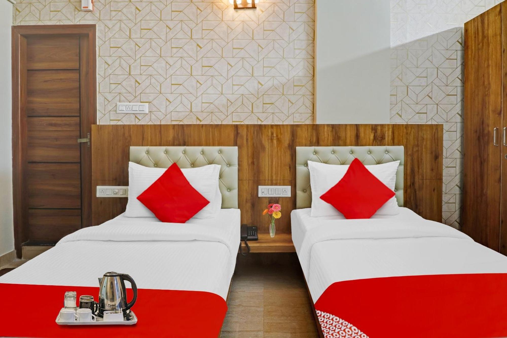 Super Collection O Global Stay Near Kengeri Bus Terminal Metro Station Bangalore Eksteriør bilde